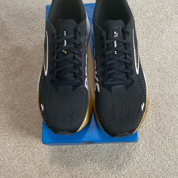 Brooks Hyperion Max 2 - Picture 2 of 6